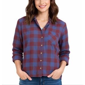 Field & Stream burgundy and blue plaid flannel button down small